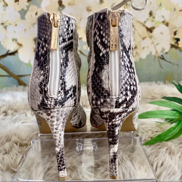 Snake Print Peep Toe Lace-up Ankle Heels Booties - Picture 5 of 6